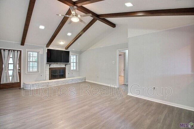 Foto del edificio - 6216 Ridgemore Dr