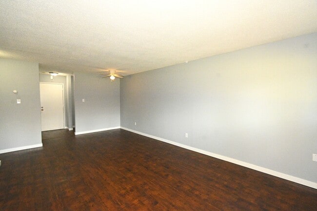 Building Photo - 4280 Quentin Ave
