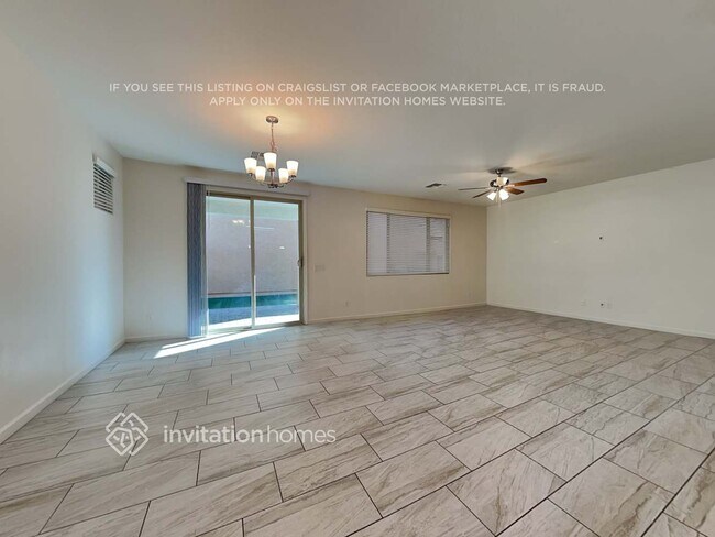 Foto del edificio - 1171 N 163rd Dr