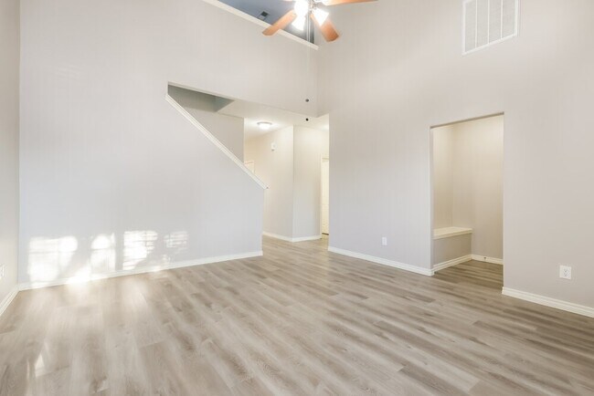 Foto del edificio - 10110 Berrybriar Ln