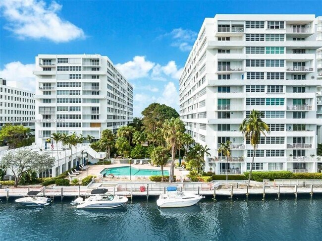 Foto del edificio - 1160 N Federal Hwy