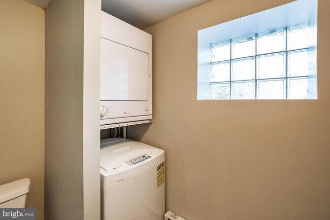 Foto del edificio - 5774 N 20th St