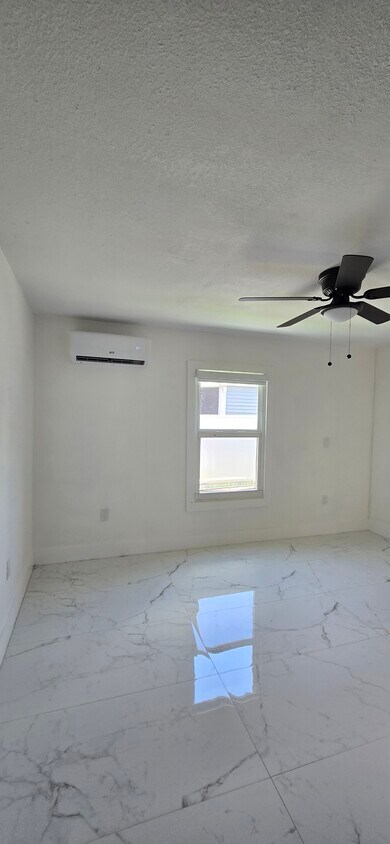 Foto principal - 1711 SW 129th Way