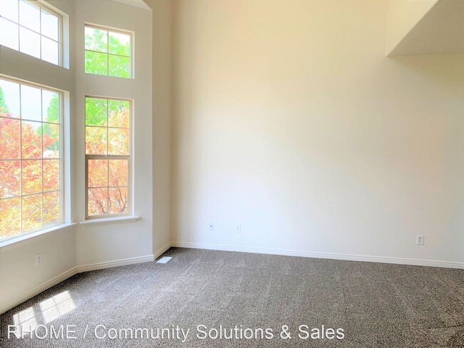Building Photo - 3 br, 2.5 bath House - 2498 W Mont Sur Drive