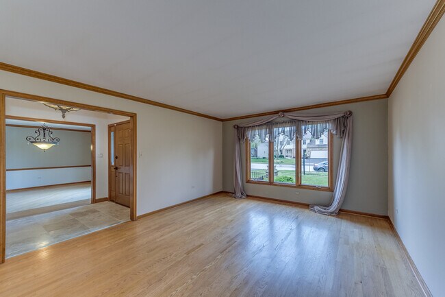 Building Photo - 2316 Gleneagles Dr
