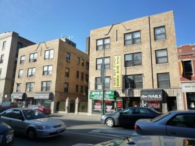 Foto del edificio - 612 W Belmont Ave