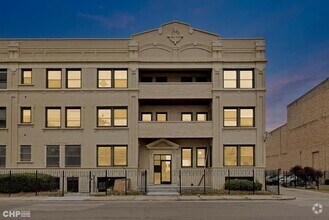Building Photo - 416 E 44th St