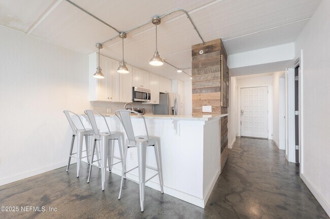 Foto del edificio - 275 1st St S