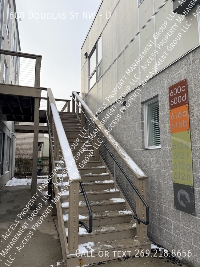 Foto del edificio - 600 Douglas St NW