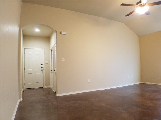 Building Photo - 119 Samuel Dr