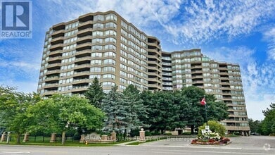Building Photo - 610-1610 Bullock Dr