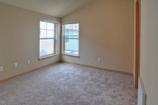 Building Photo - 1139 N 94th St