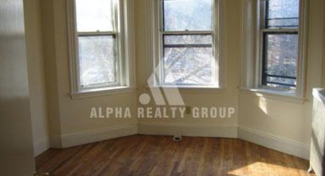 Building Photo - 109 Saint Stephen St