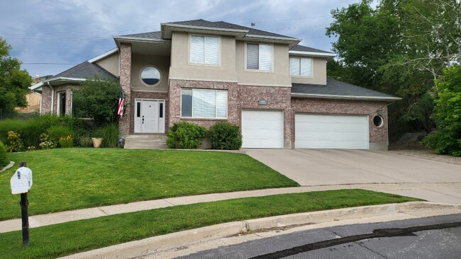 Foto del edificio - 1622 Heatherwood Cir