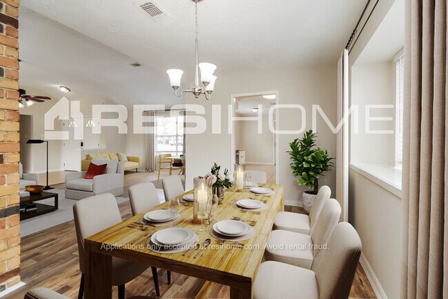 Building Photo - 7611 Breda Dr