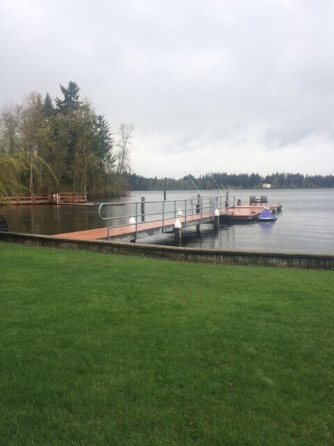 Foto principal - 15422 Rose Rd SW