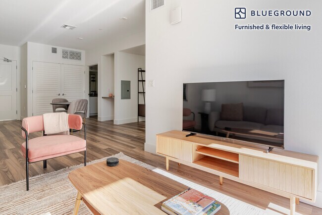 Foto del edificio - 85 Cleaveland Rd