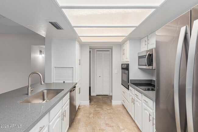 Foto del edificio - 1835 E Yale Dr