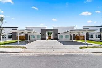 Building Photo - 3506 S Dominique Dr