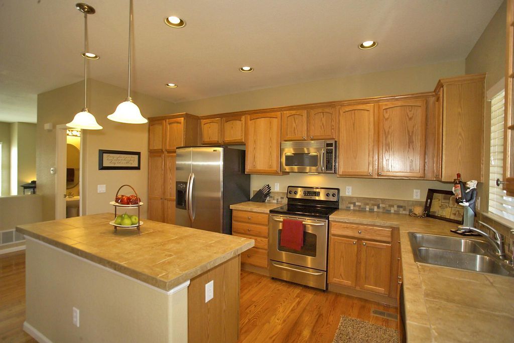 Primary Photo - 789 Bristle Pine Cir