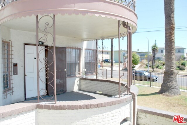 Foto del edificio - 3921 W Adams Blvd