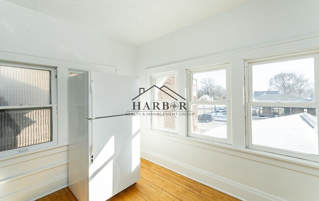 Foto del edificio - 917 N Broadway Ave