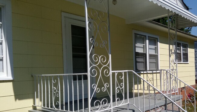 Foto del edificio - 1010 S Manning St