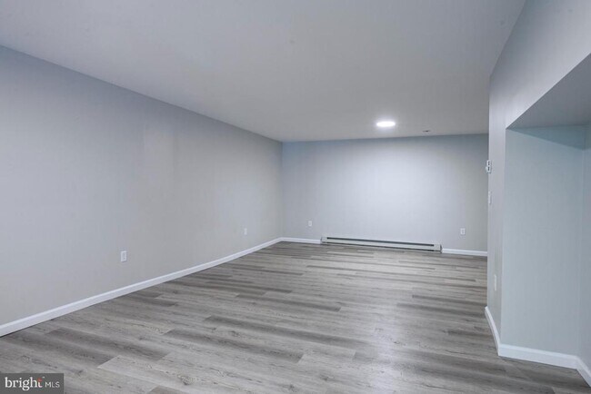 Foto del edificio - 419 Woodward St