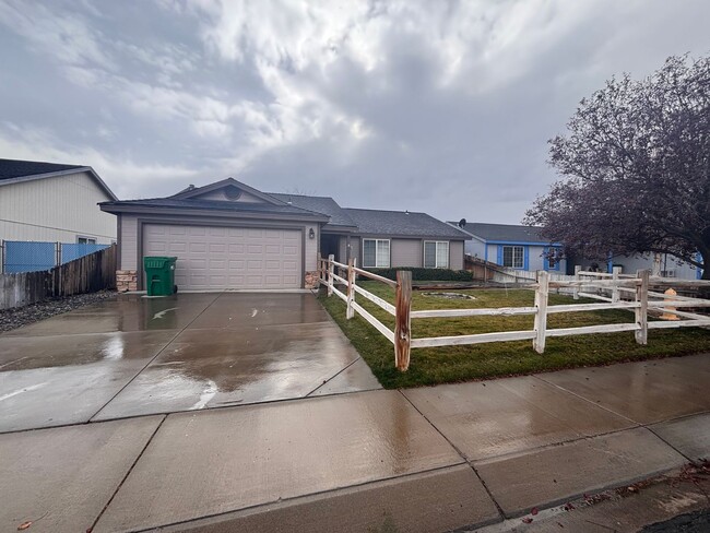 Building Photo - 427 Sheepcamp Dr