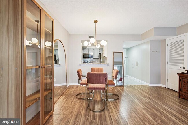 Building Photo - 1200 Braddock Pl