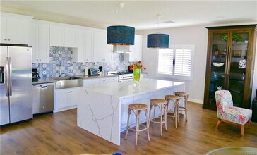 Building Photo - 12351 Lambert Cir