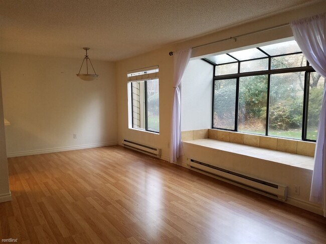 Building Photo - 2 br, 2 bath Condo - CedarCreek D101