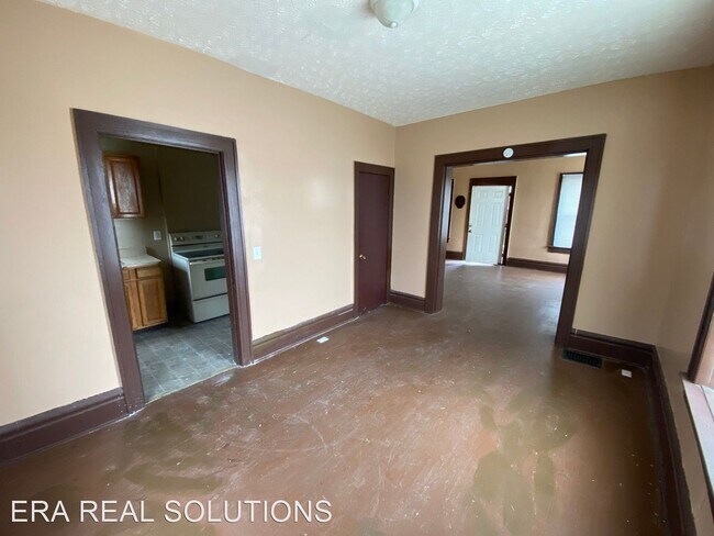Building Photo - 798-804 E Whittier St
