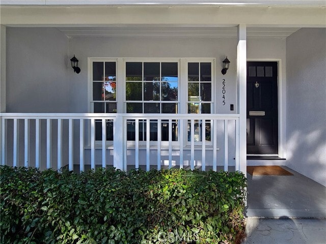 Foto del edificio - 22045 De La Osa St