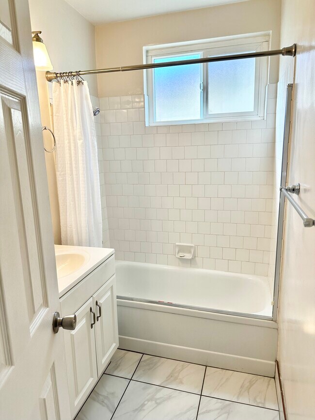 Foto del edificio - 312 Avenida Cabrillo