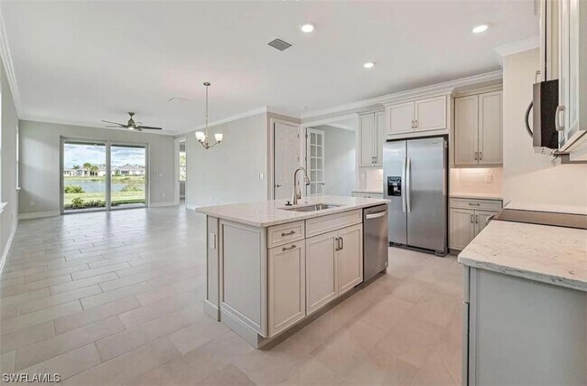 Foto del edificio - 16749 Seasons Coast Dr