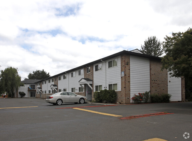 Primary Photo - Gateway Park Apartments