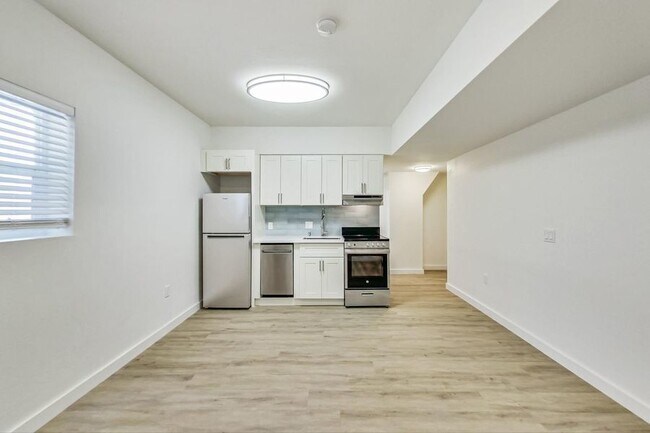 Foto del edificio - Newly renovated apartment at Oakbrook! 2.5...