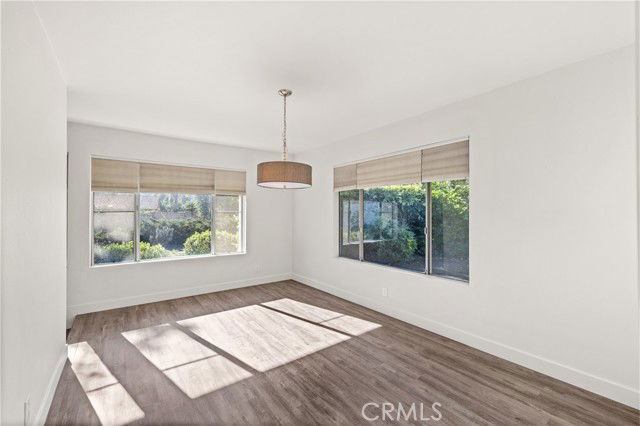 Foto del edificio - 3950 Daguerre Ave