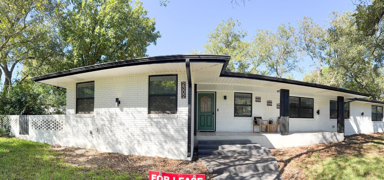 Foto principal - 2302 Brooklawn Dr