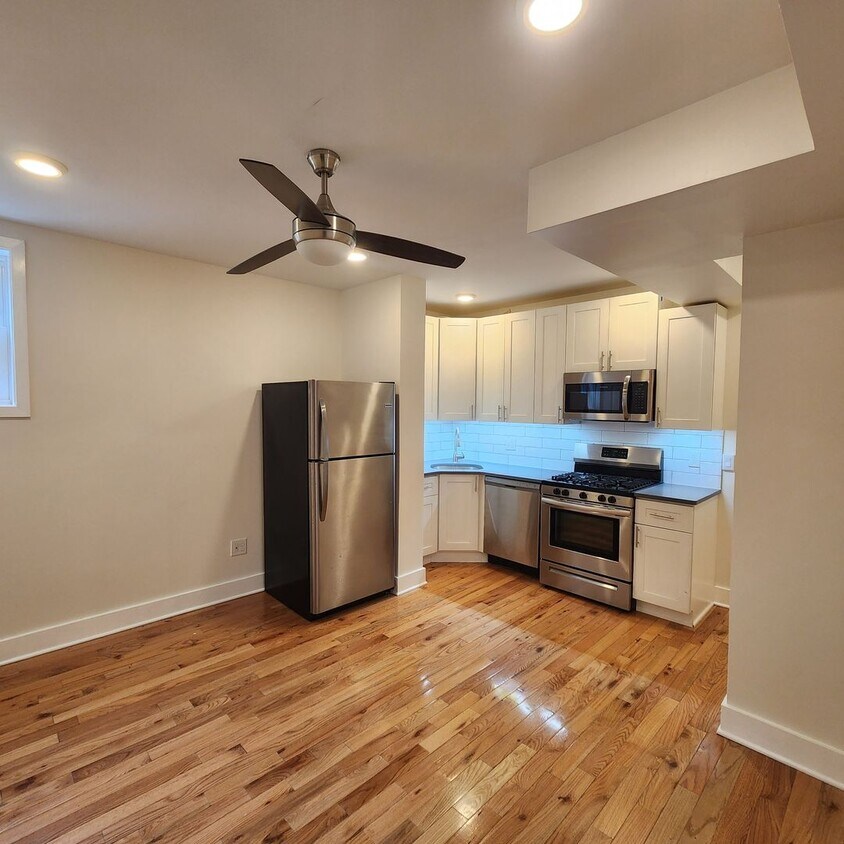 Primary Photo - Fully renovated 2bedroom in brewerytown