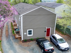 Building Photo - 1114 Monticello Rd