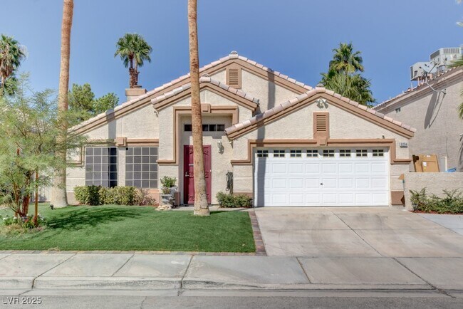 Foto del edificio - 9204 Sapphire Point Ave