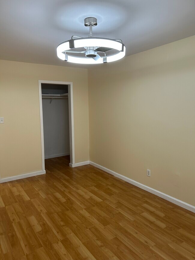 Foto del edificio - 5332 Buchanan St