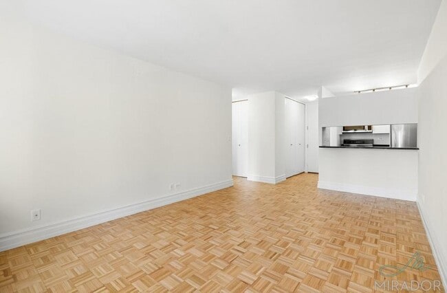 Building Photo - 1 bedroom in New York NY 10023