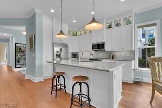 Building Photo - 6561 Dominica Dr