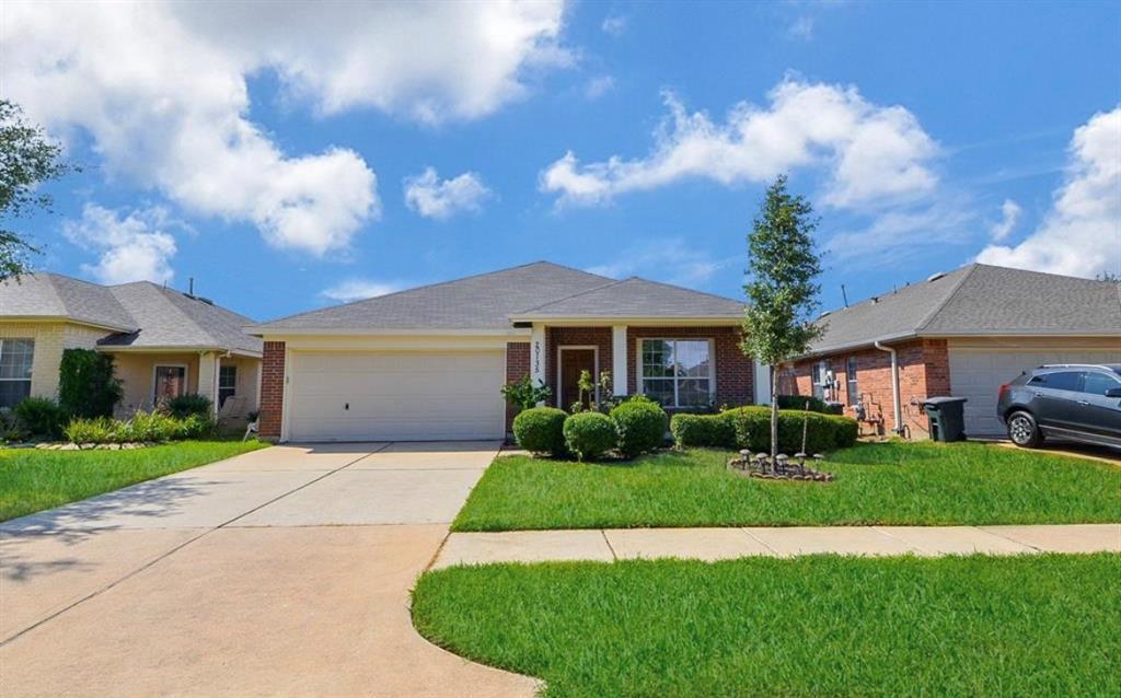Primary Photo - 20135 Sunflower Chase Dr