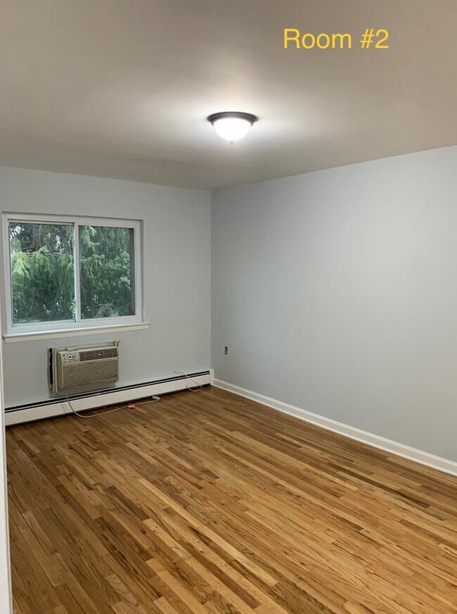 Room #2 - 229 E 237th St