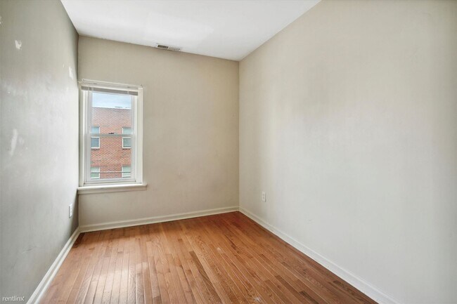 Foto del edificio - 1 br, 1 bath Triplex - 1812 W BERKS ST Unit 3