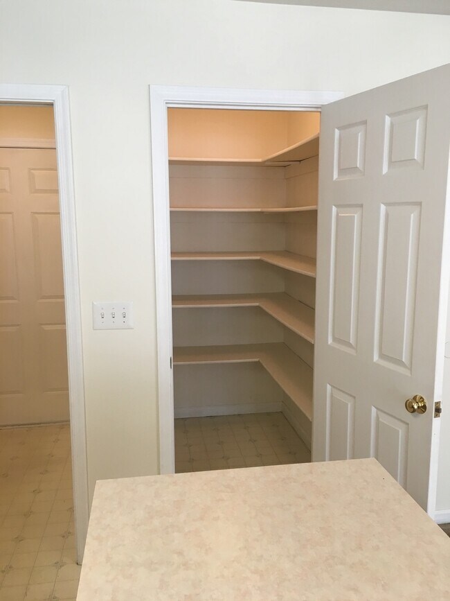 Foto del edificio - MFI Single Family, Heather Road